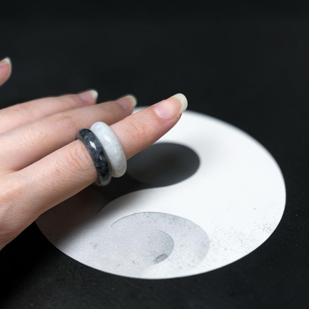 Bundle Jade Ring (Wuji Black & White) Original Giok Type A