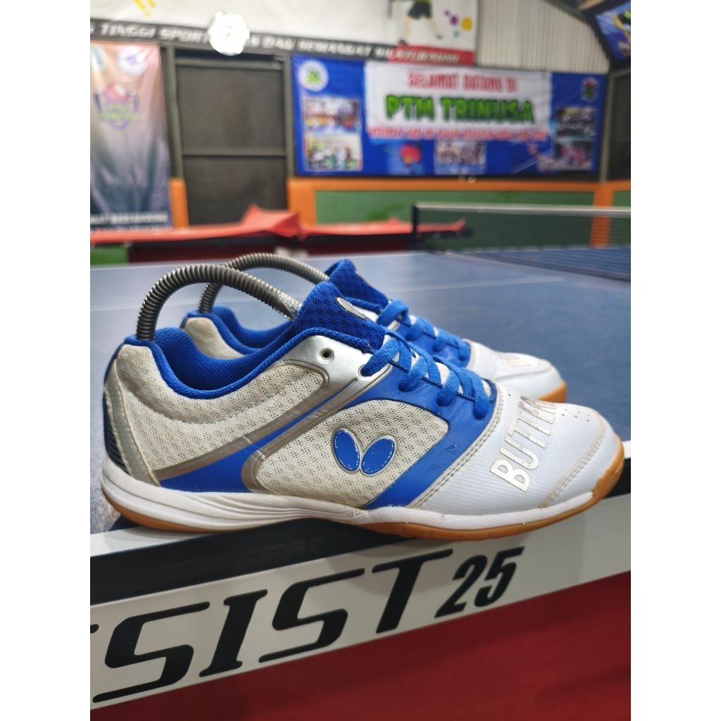 Sepatu tenis meja/pingpong second