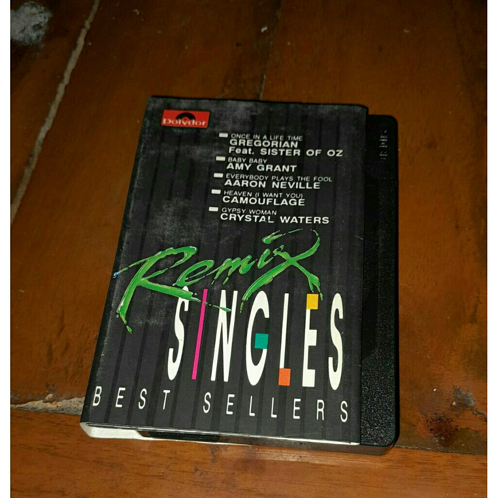 Kaset pita Remix singles