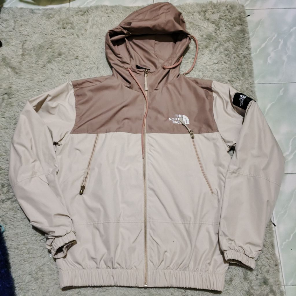 The north face jaket fashion outdoor bukan ORI size M