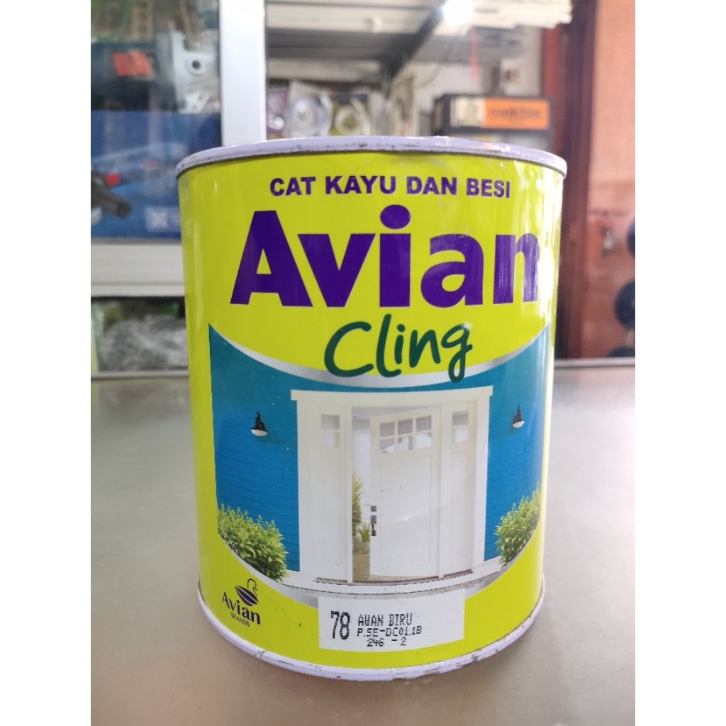 AVIAN CLING CAT KAYU DAN BESI (78 AWAN BIRU)