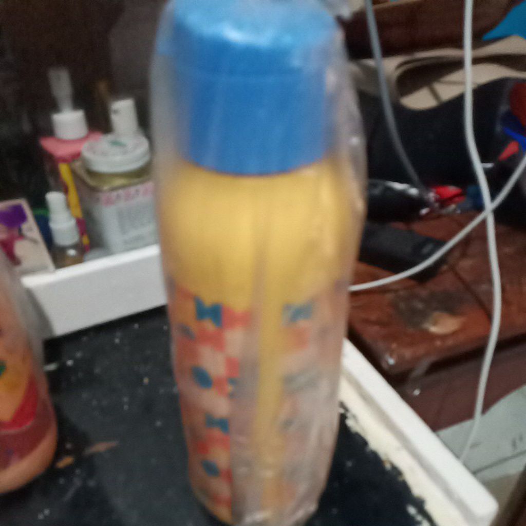 Fancy bottle 750 ml tupperware