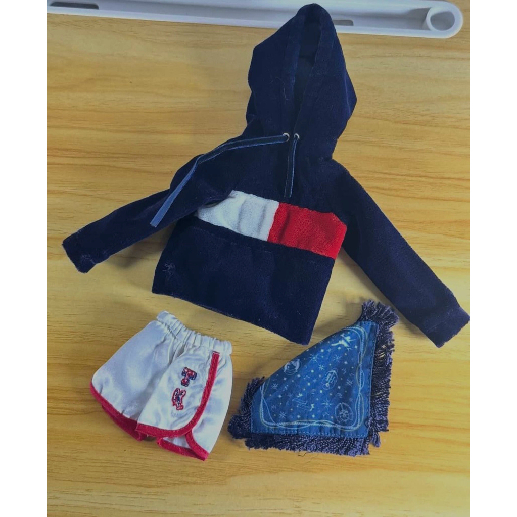 baju barbie collector tommy hilfiger x gigi hadid