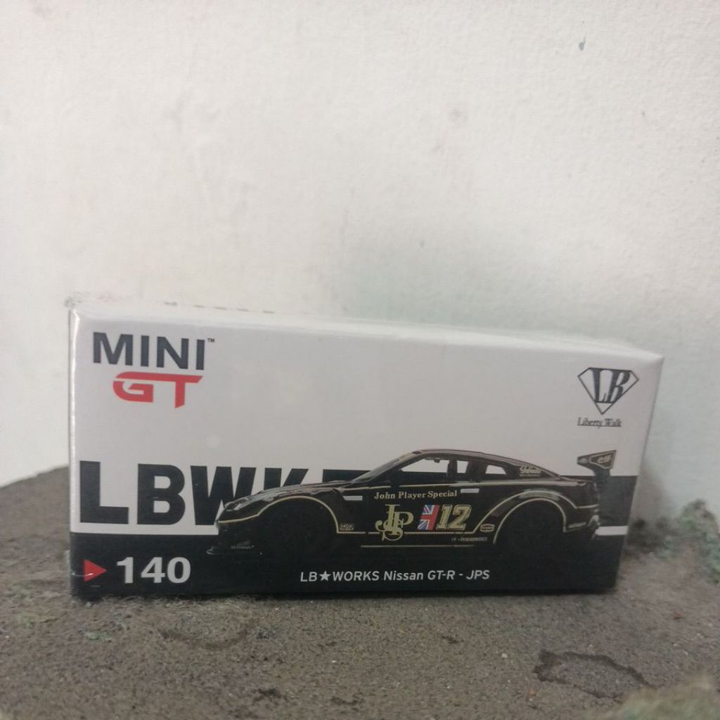 Mini GT//140 LB-Works Nissan GT-R R35 Type 2, Rear Wing ver 3, JPS - Free Protektor