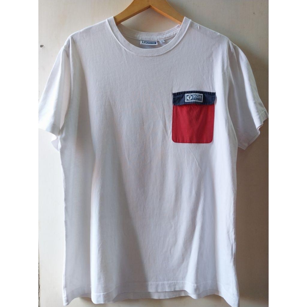 Kaos Pocket Discus Athletic Atasan Casual Unisex Lengan Pendek Warna Putih Bahan Pollycotton
