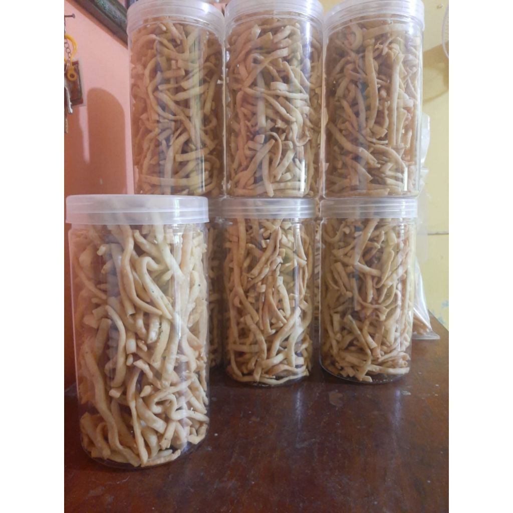 stik bawang kemasan toples
