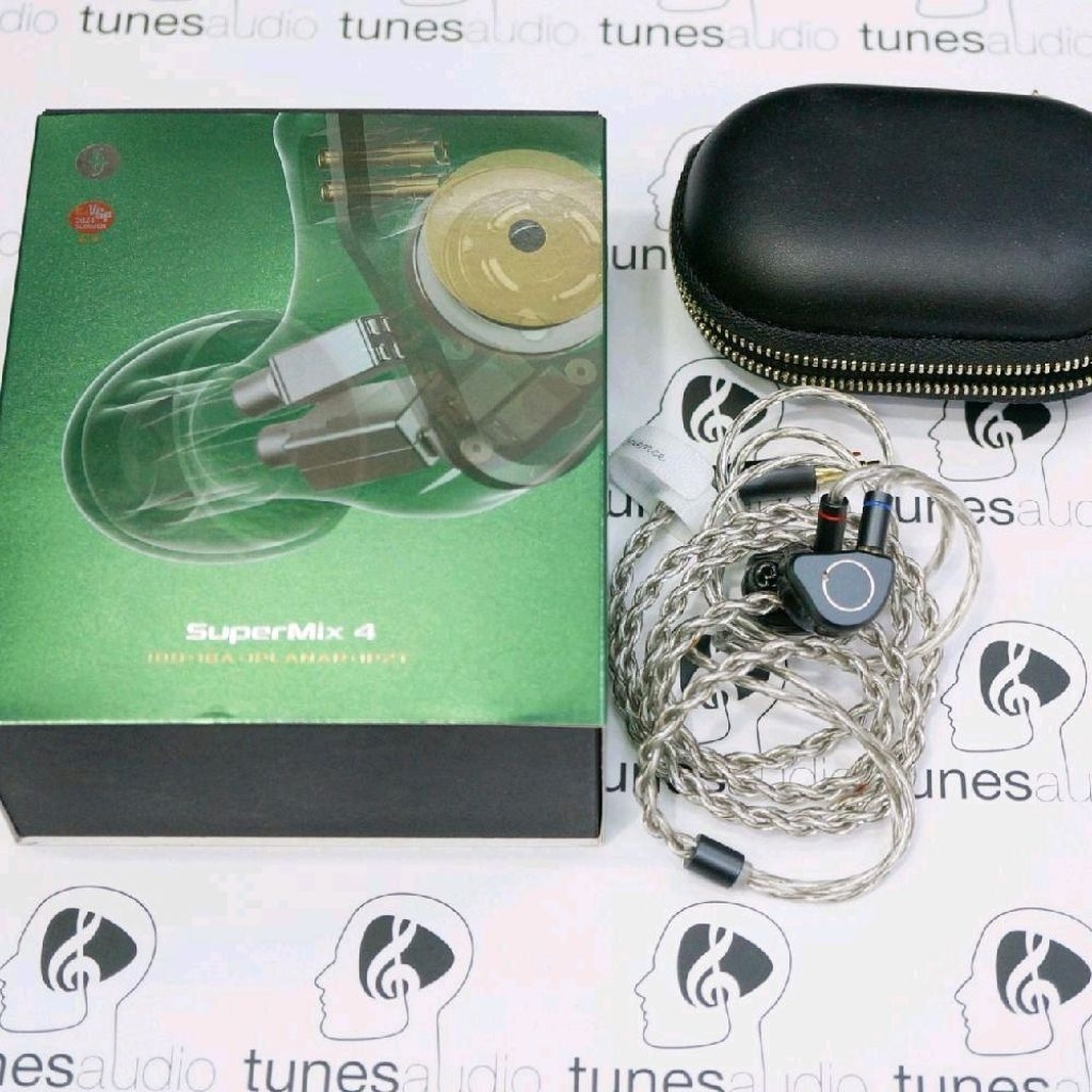 Simgot Supermix 4 (1DD + 1BA + 1 Planar + 1 PZT)