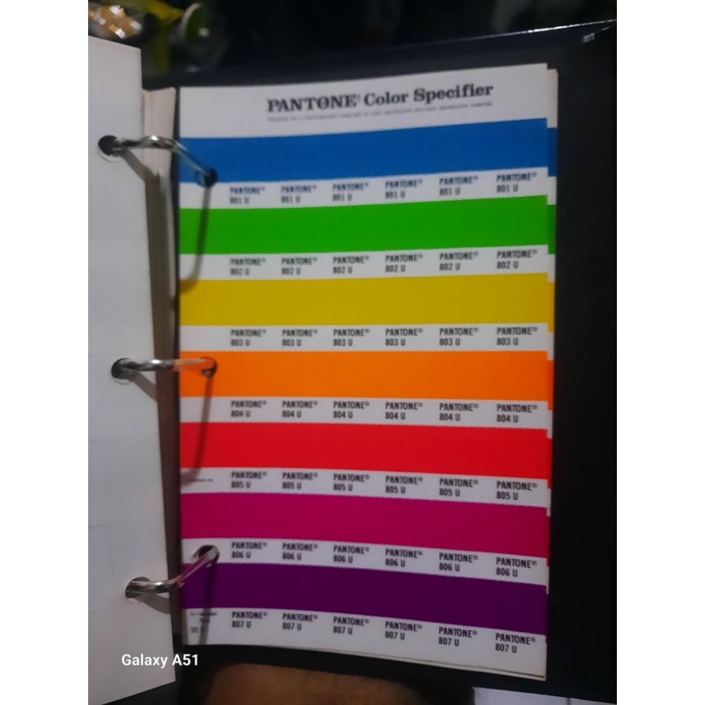 Buku Warna Original Pantone Color Specifier Coated dan Uncoated Chips, Murah Mewah