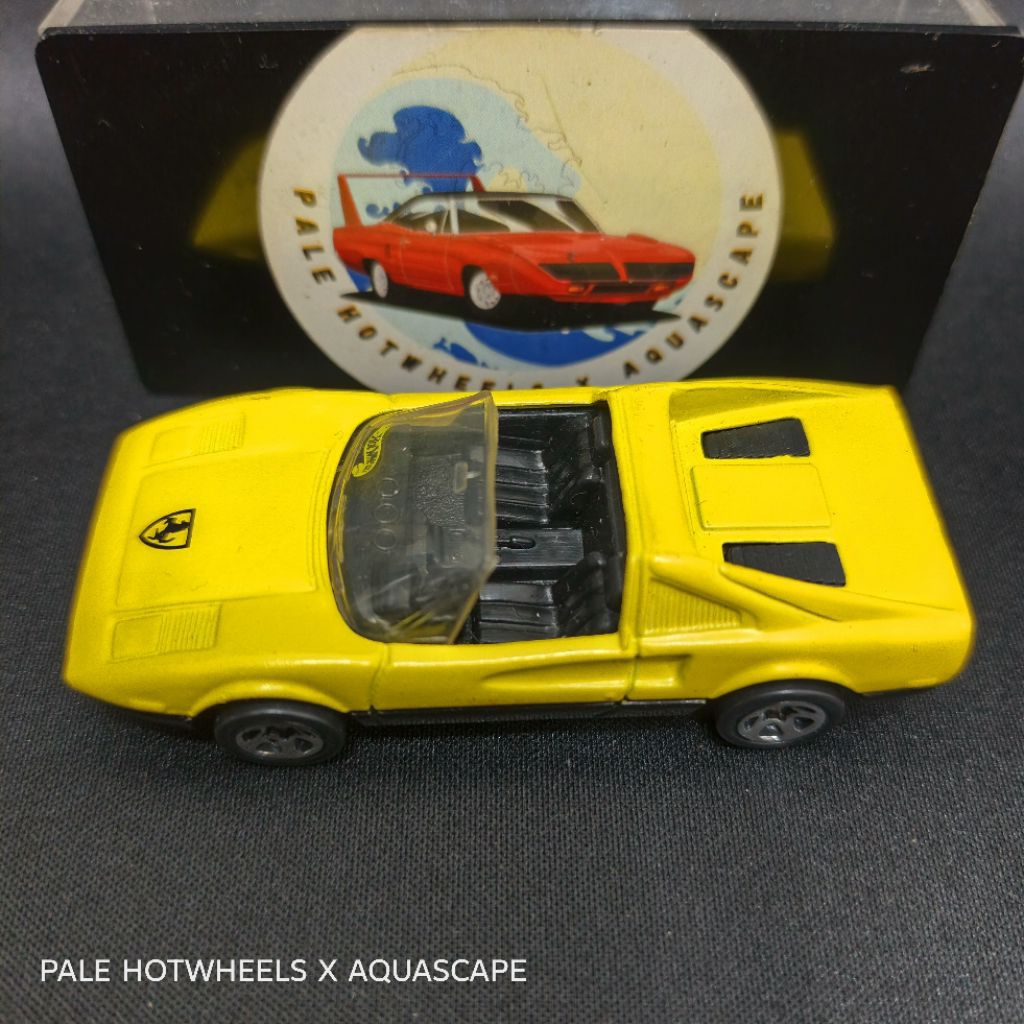 HOT WHEELS FERRARI 308 GTS KUNING/YELLOW BASE CORGI china US MARKET VERY RARE
