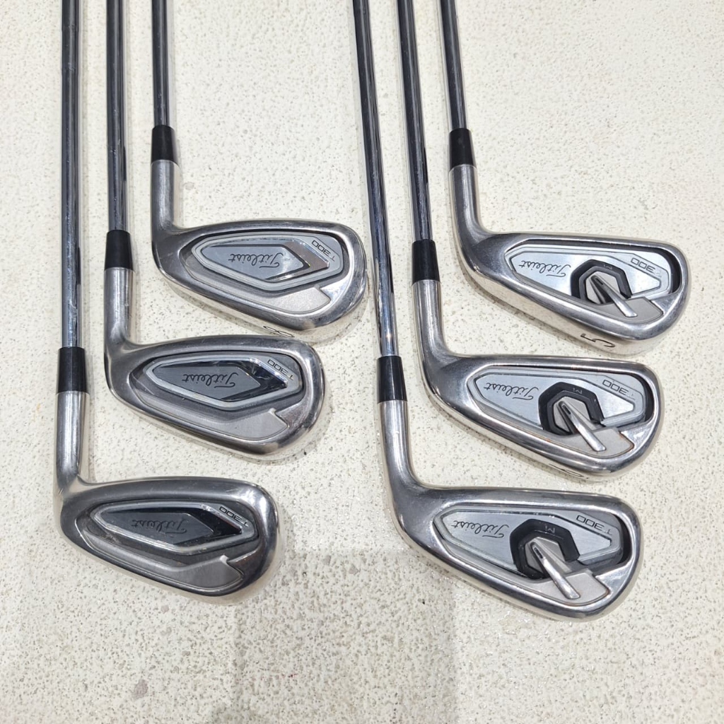 Titleist T300 Iron Set