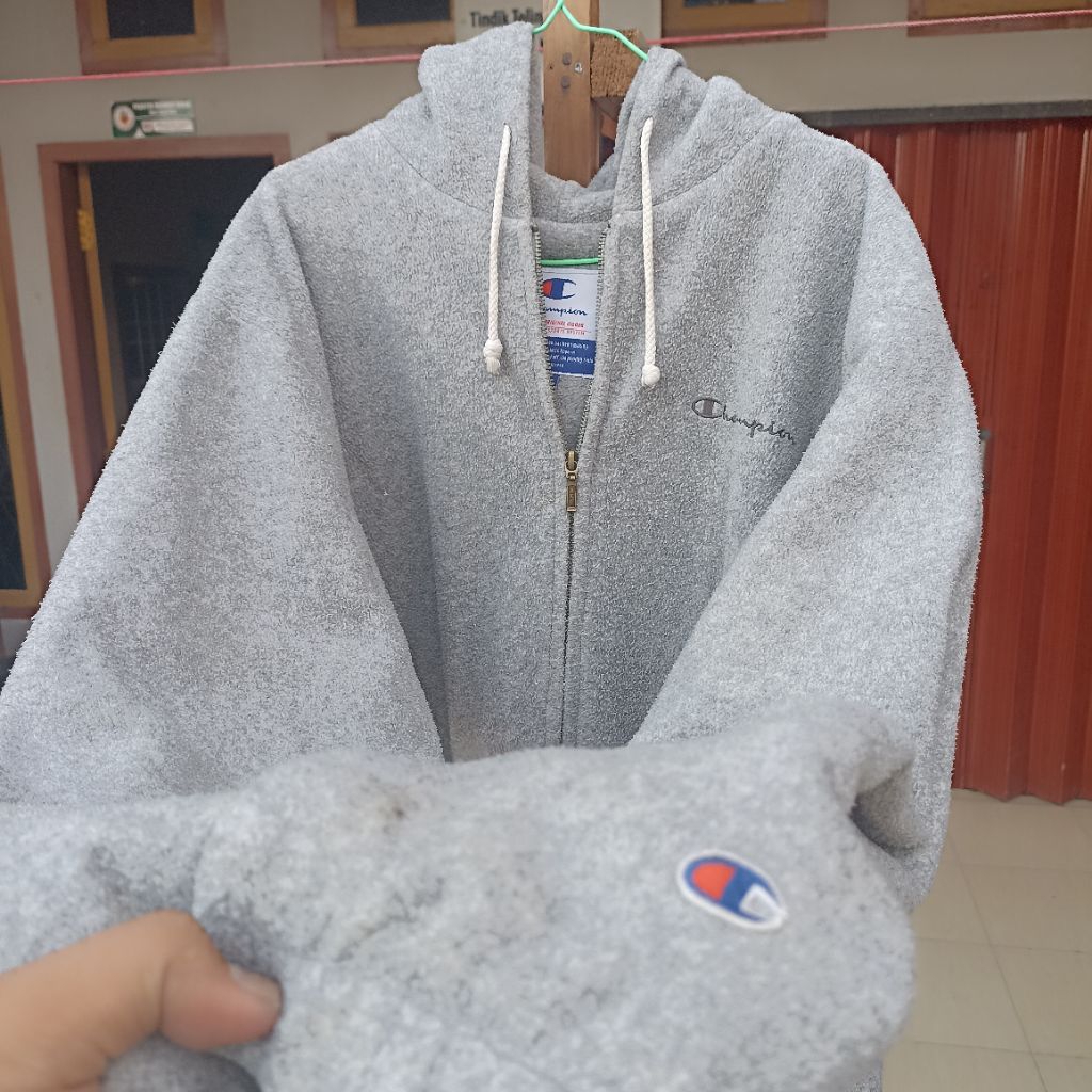 jaket hoodie champion sz XL