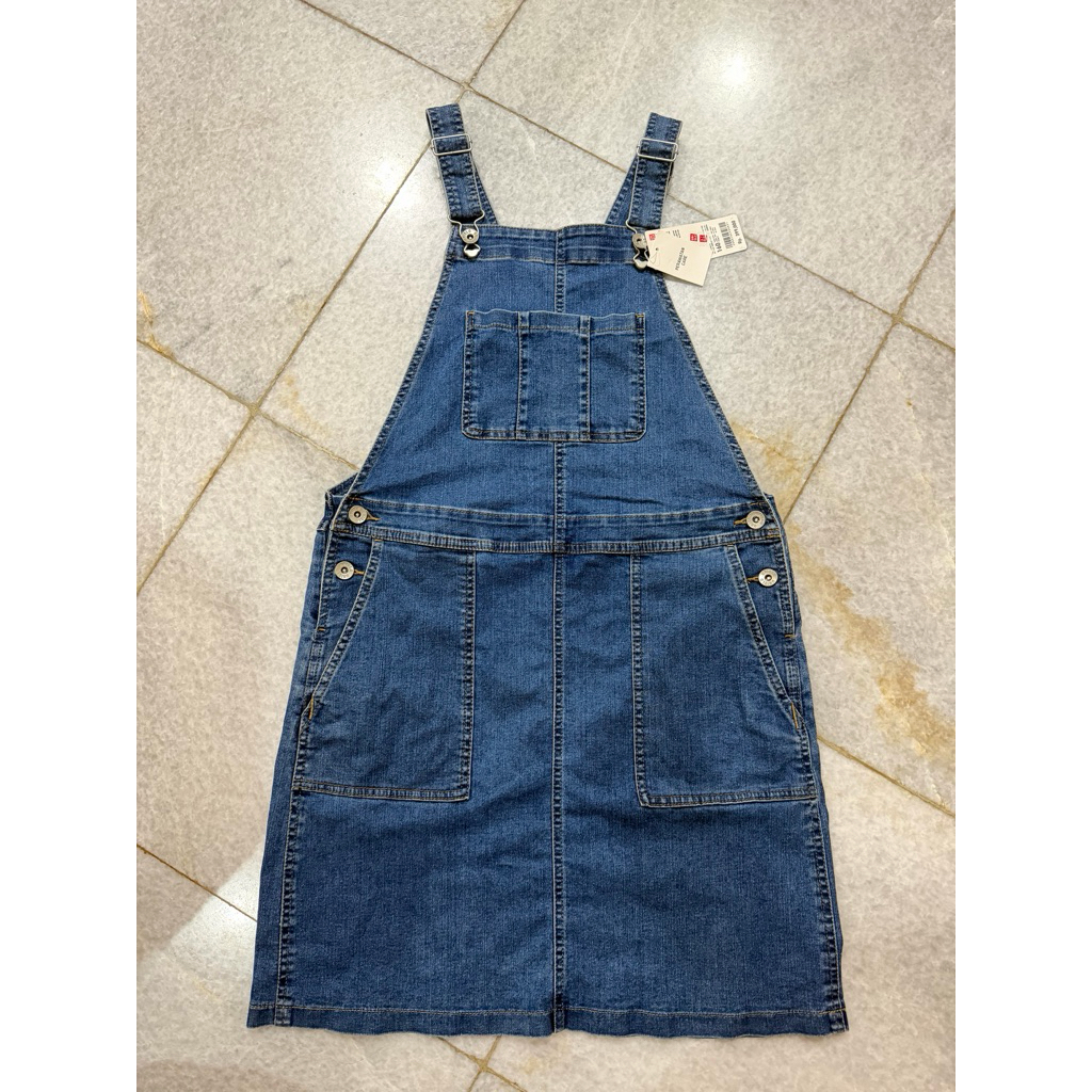 Uniqlo Luaran Baju Katak Wanita