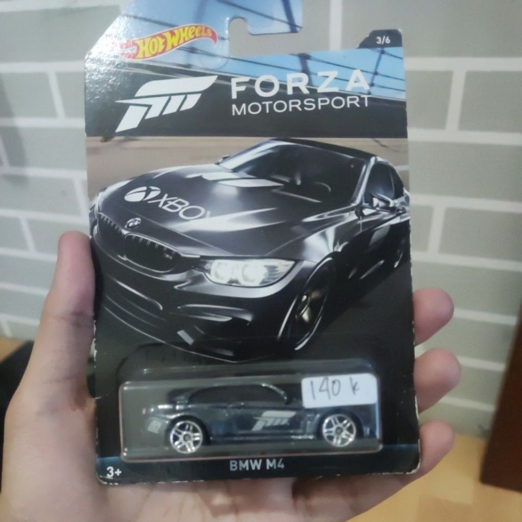 HotWheels BMW M4