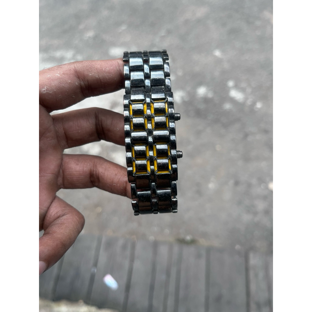 Jam Tangan Gelang Besi Iron Samurai LED Digital Watch Black - Vintage Look