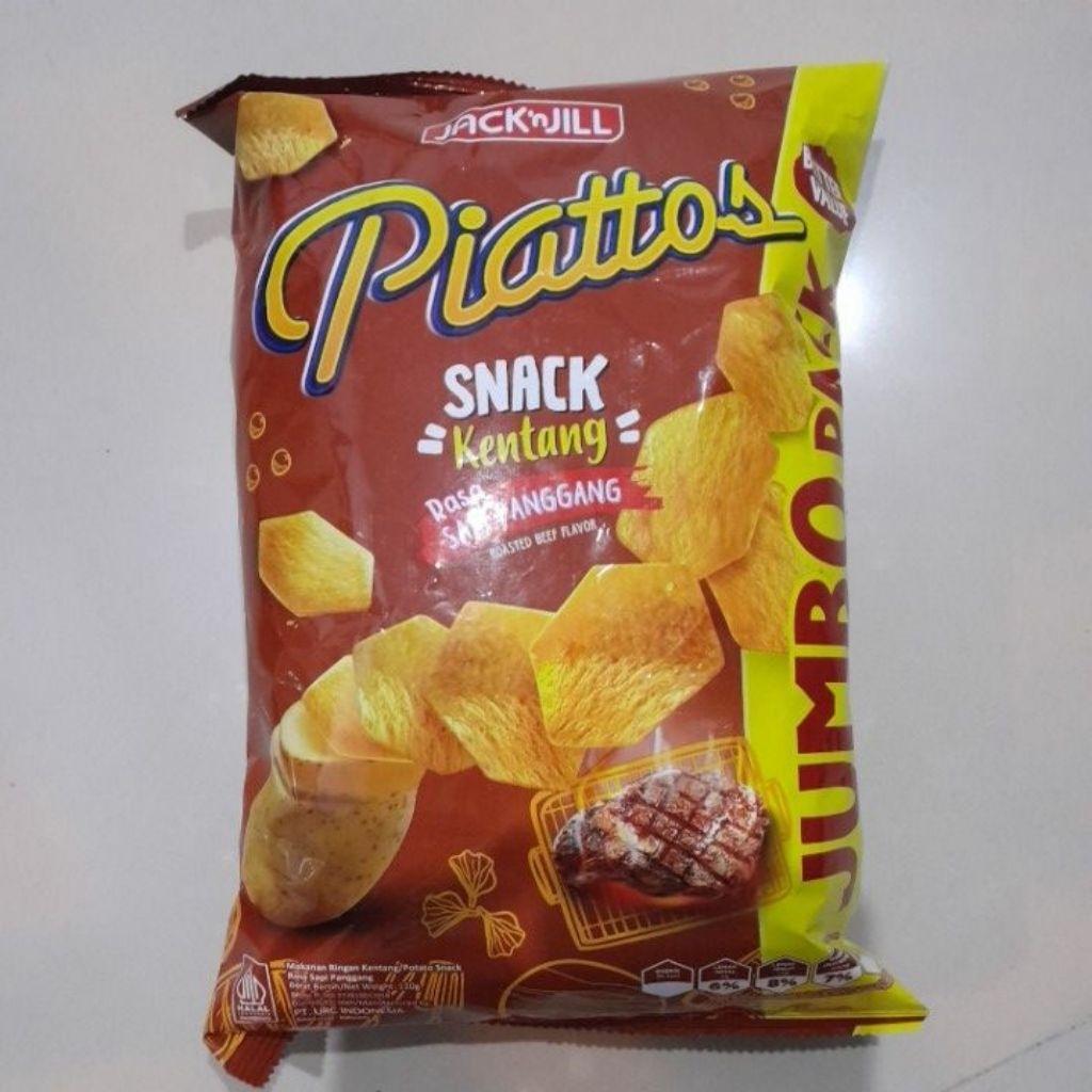 Piattos Jumbo Snack Potato Chip 120gr Sapi Panggang / Nori Rumput Laut