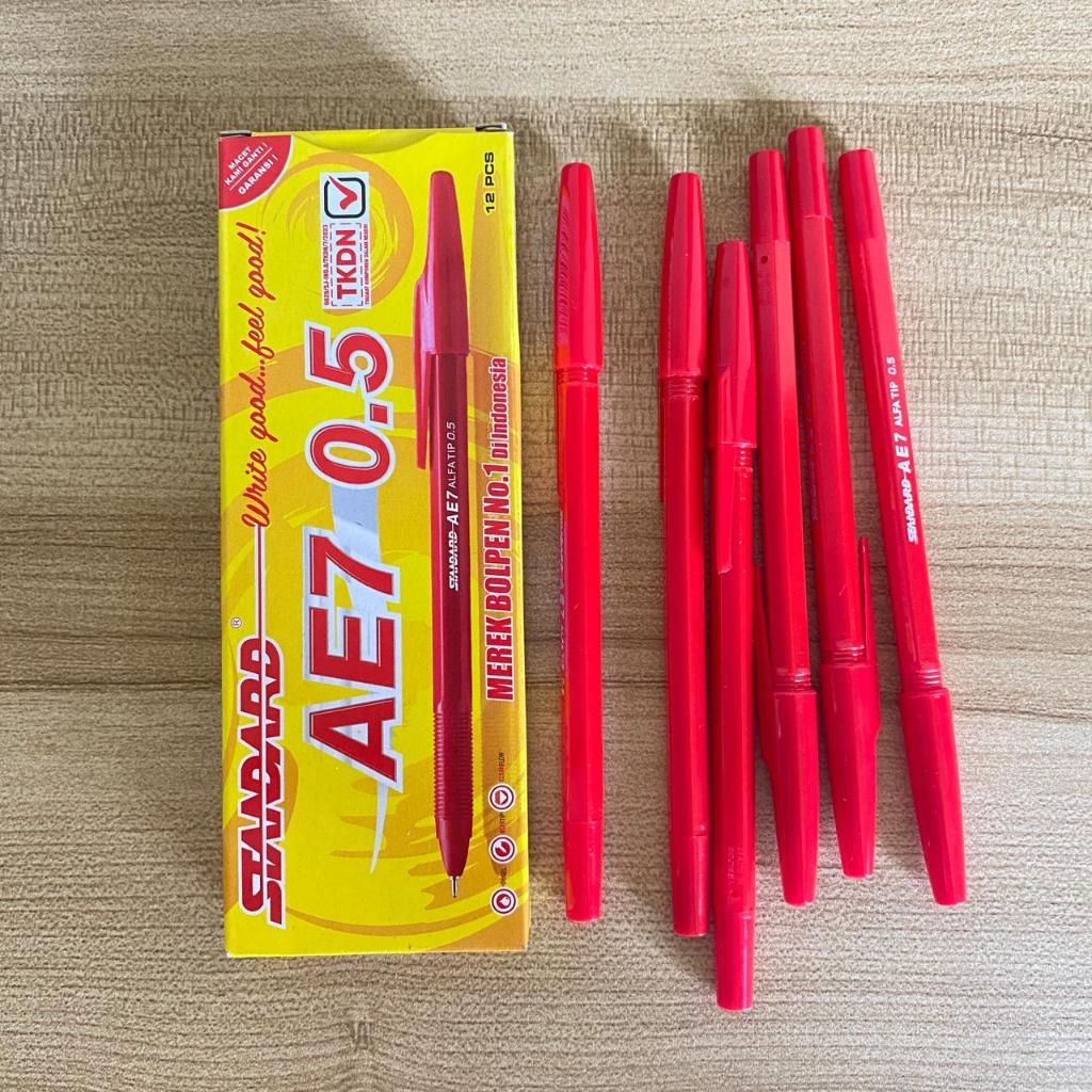 1 Kotak Standard AE7 0.5mm Tinta Merah - Pena Murah Berkualitas Grosir