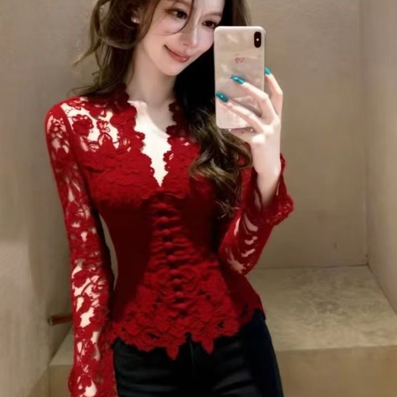 Desain Berongga Baru V Kemeja Dasar Kerah Renda untuk Wanita