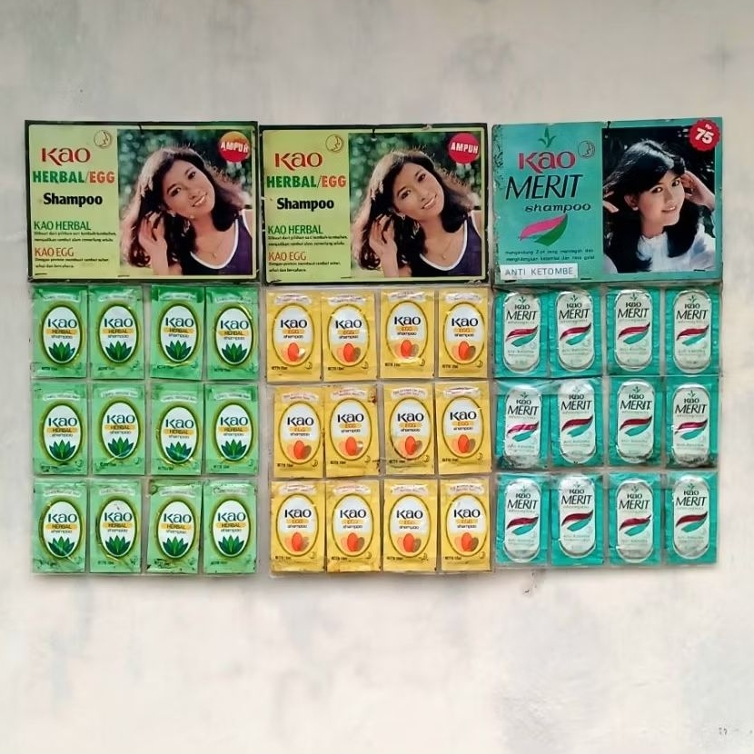 Koleksi Pajangan Shampoo Jadul KAO FEATHER