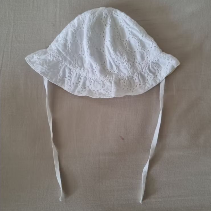 H&M BABY GIRL LACE BONNET WHITE TOPI RENDA ANAK PEREMPUAN