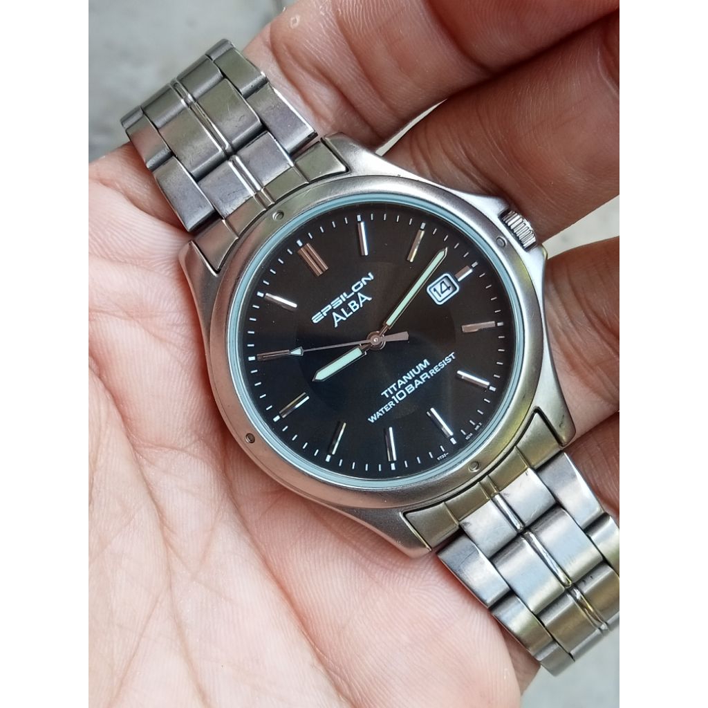Alba quartz epsilon titanium original
