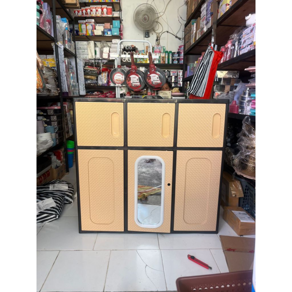 RAK LEMARI TV  PINTU PLASTIK / LEMARI PLASTIK CABINET 3SUSUN