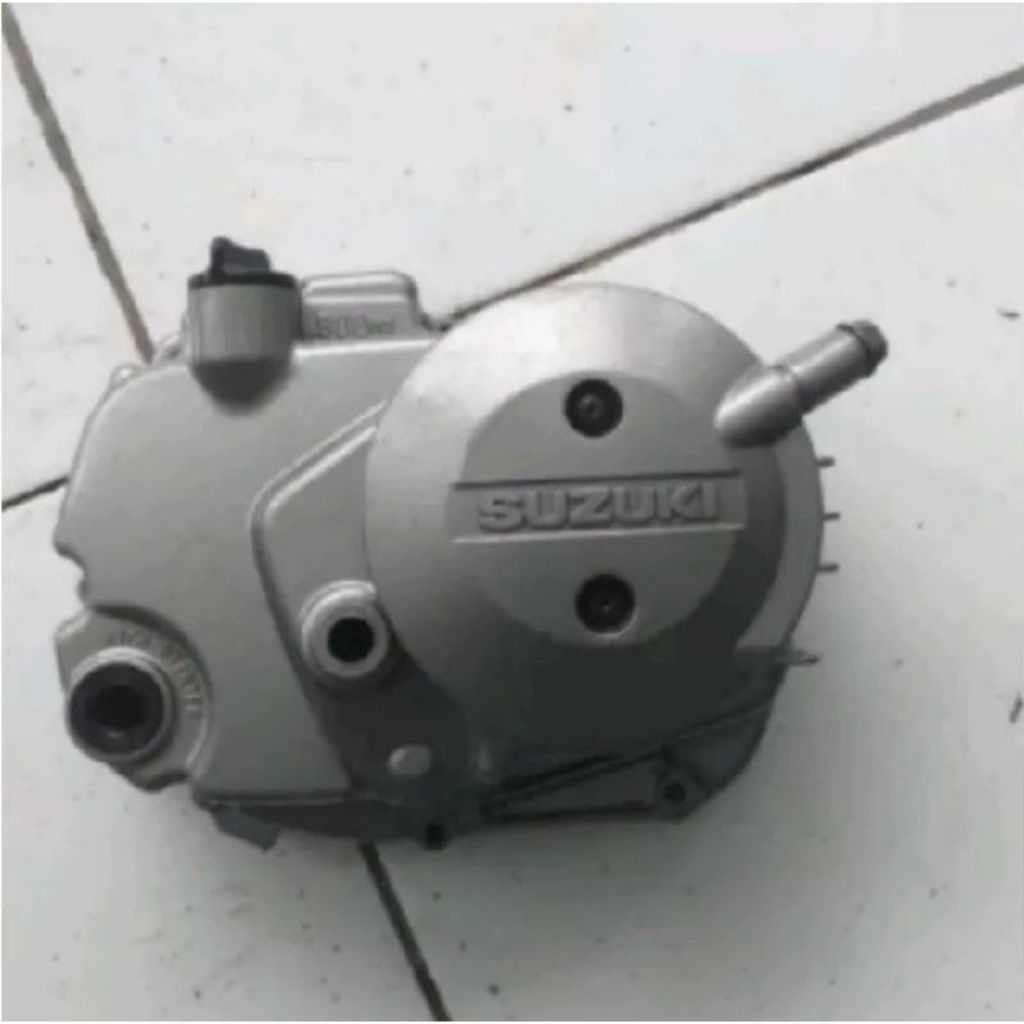 Blok Kanan Oli Suzuki SMASH 110 Smash Lama Smash New Original Copotan