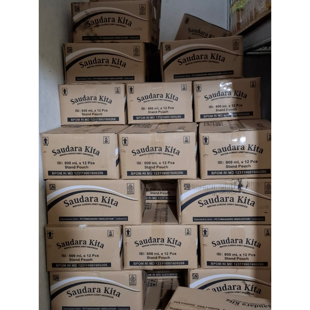 Minyak Goreng Saudara Kita 800ml 1 Dus isi 12