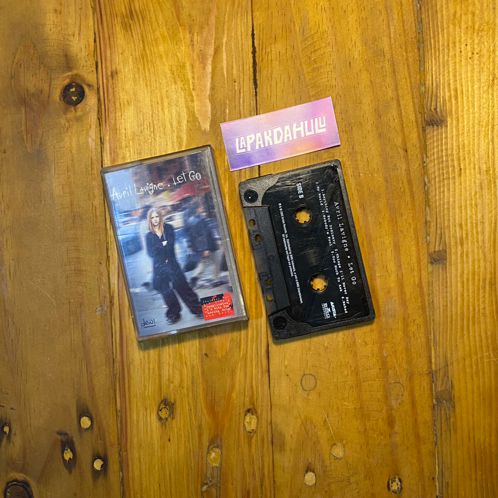 Kaset Pita Avril Lavigne - Let Go