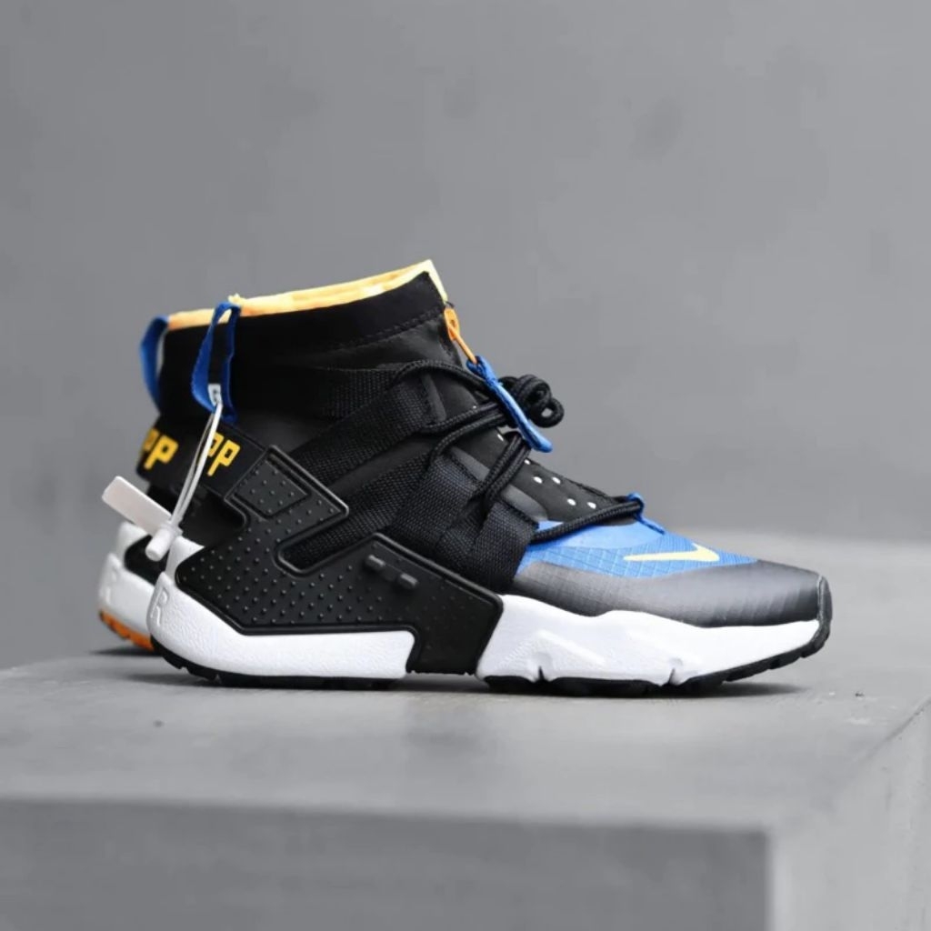 Sepatu Sneakers Pria HUARACHE GRIP HITAM NAVY