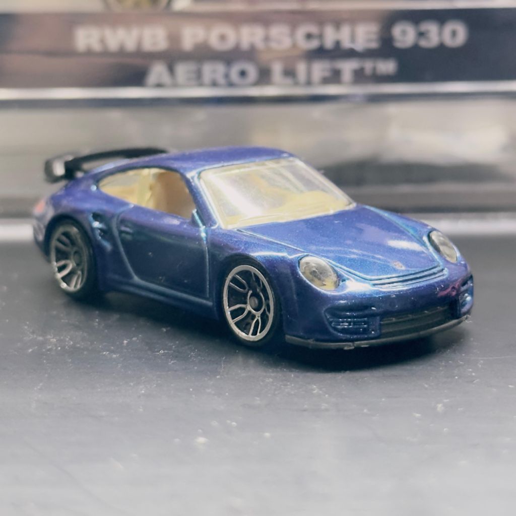 Hotwheels Porsche 911 gt2 Biru Loose