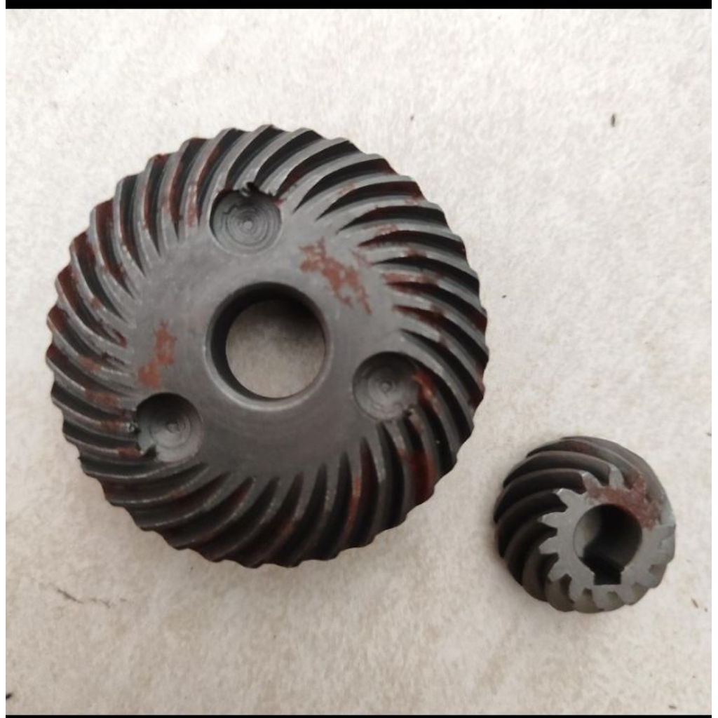 Gear-Gigi-Mesin-Gerinda-Maktec-MT954-MT-954
