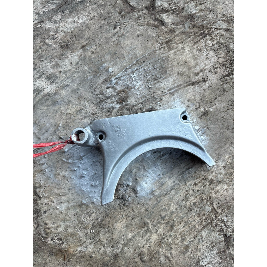 tutup gear depan rc 80