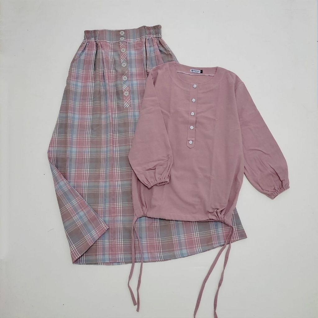 blouse+ rok allyzzia