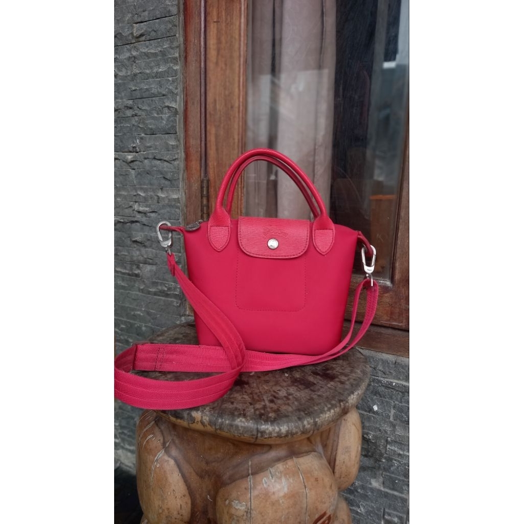 Tas preloved merah