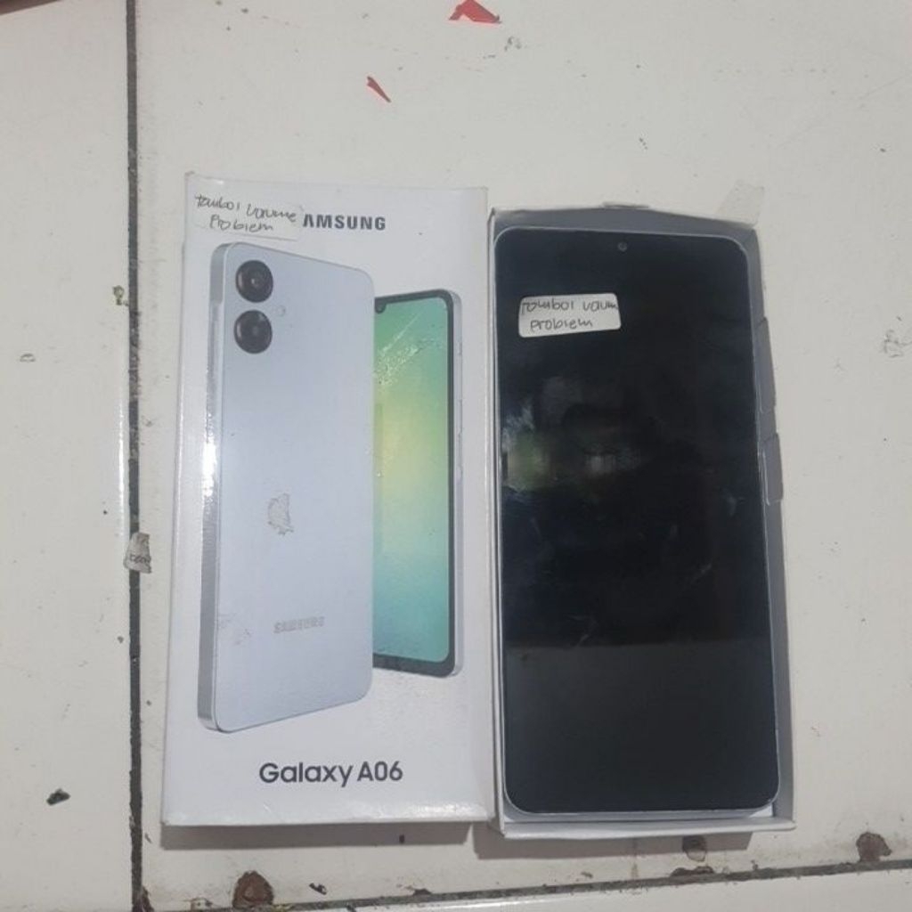 Samsung Galaxy A06 minus tombol volume