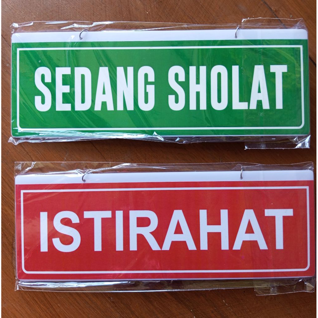 Tulisan Sedang Sholat Istirahat Akrilik Gantung Bolak Balik