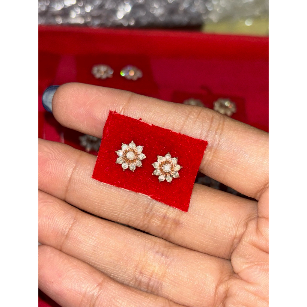 anting model ronyok p9 small size + sekrup