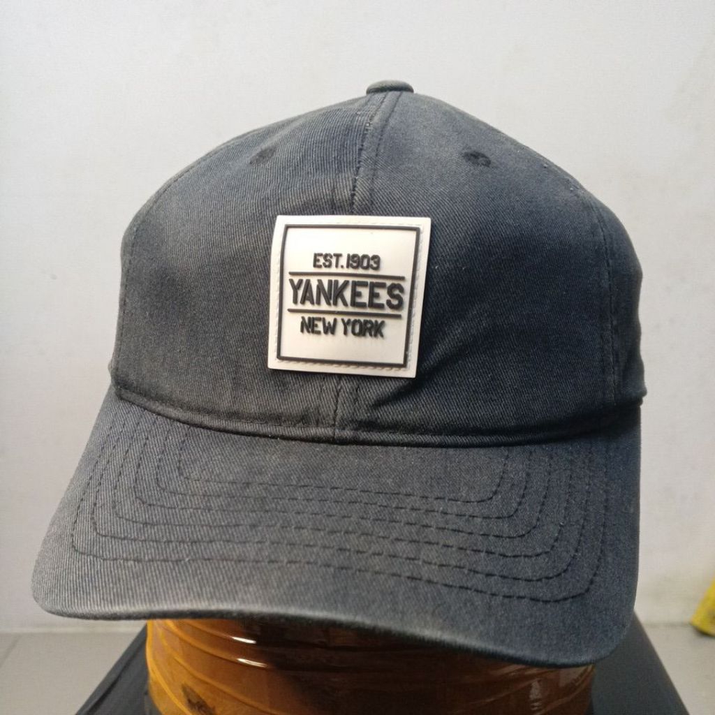 Topi MLB New York Yankees setelan