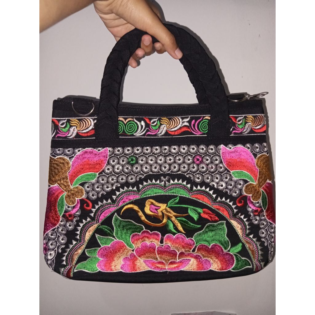 Embroidered bag|Tas bordir khas Tasikmalaya