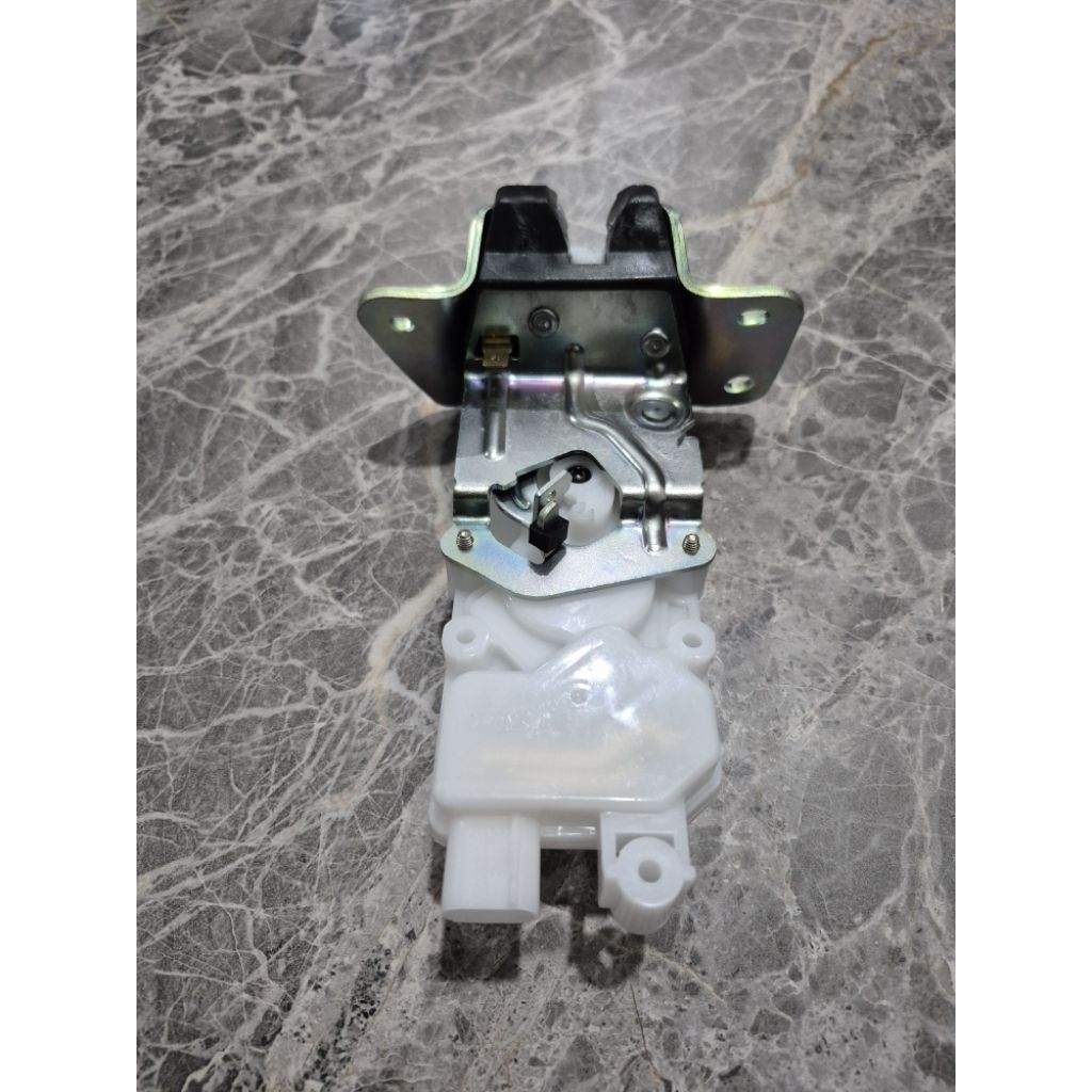 Door Lock Bagasi Doorlock Latch Tailgate Mitsubishi Pajero Sport Outlander Grandis