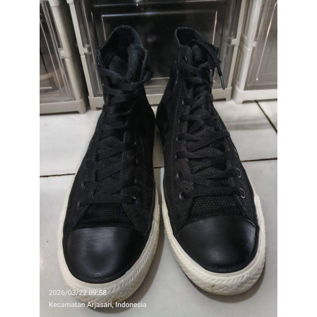 Converse size 45