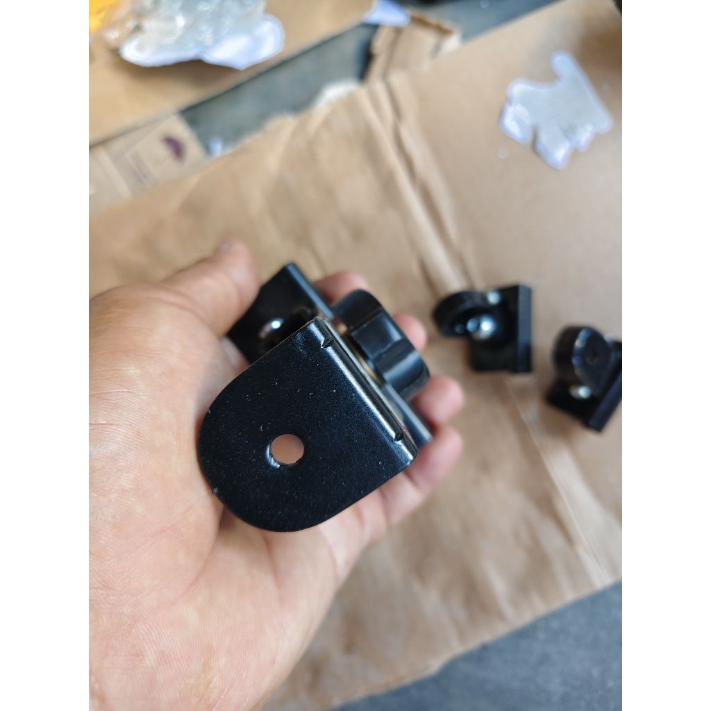 breket antena mobil, bracket lampu, bracket antena mobil pintu, bagasi, kap mesin