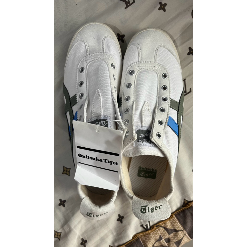 Onitsuka Slip on