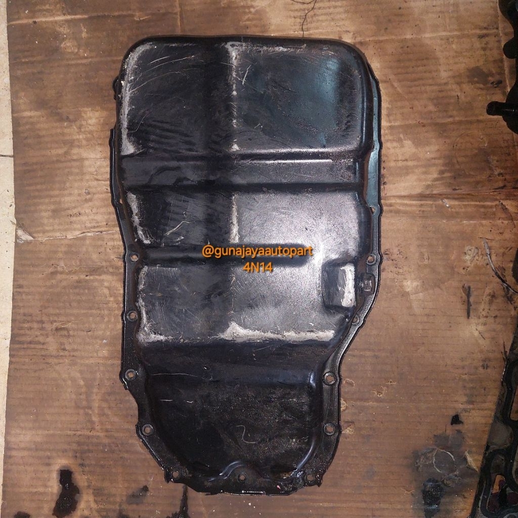 pan bak karter oli mesin mitsubishi L300 ouro yuro 4N14 original copotan