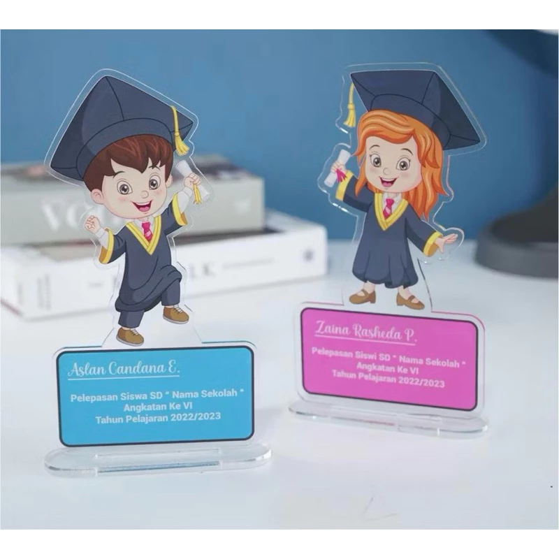 PLAKAT WISUDA CUSTOM NAMA / SOUVENIR VANDEL AKRILIK CUSTOM TULISAN / HADIAH KADO WISUDA / ACRYLIC PI