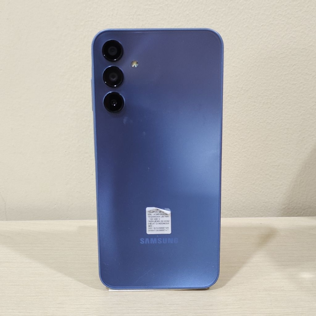 Handphone Samsung Galaxy A15 5G Ram 8 256 GB (Batangan, Tanpa Charger)