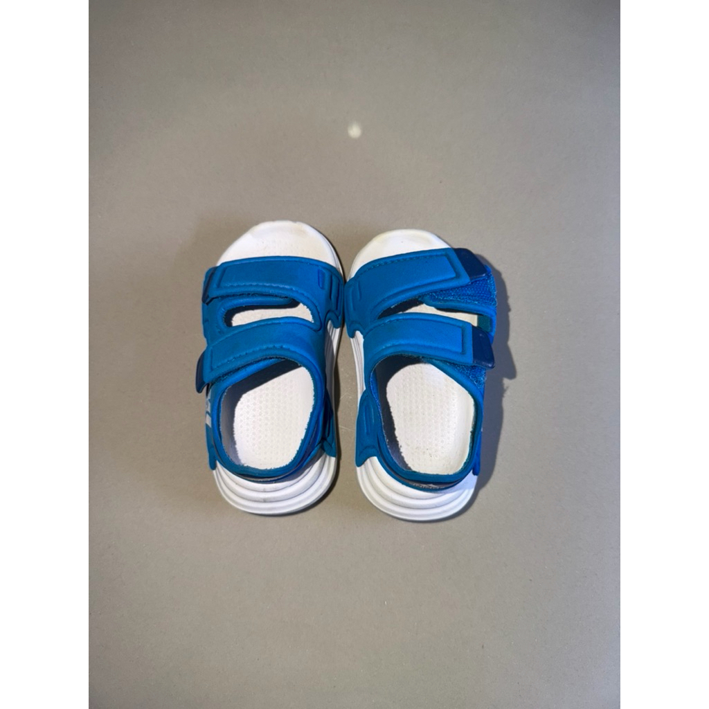 Adidas Altaswim infants' sandals