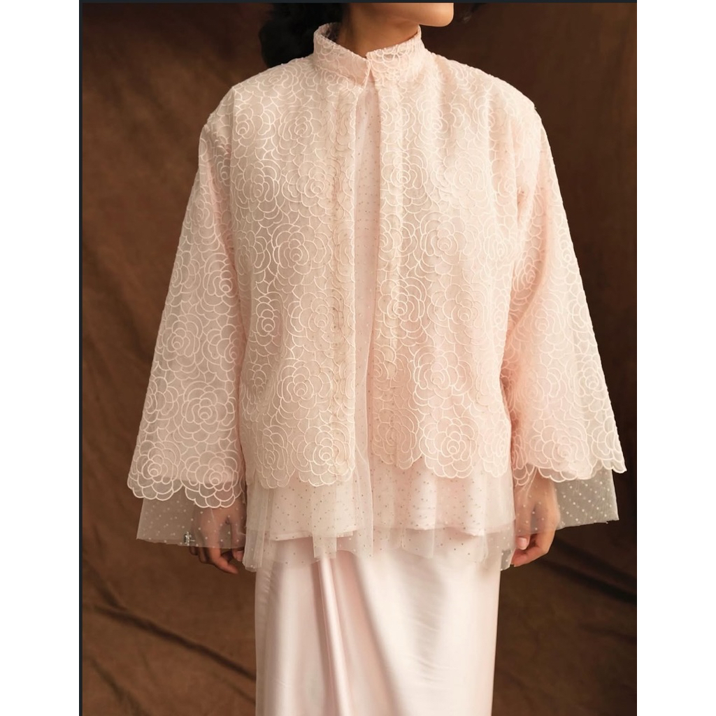 rawda blouse (shopat sarra) dan vaia mizu vest NEW