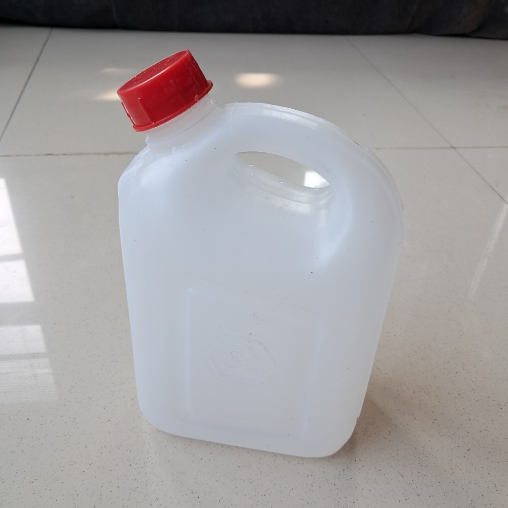 Derigen 2 Liter Jerigen Kirapac Plastik Berkualitas