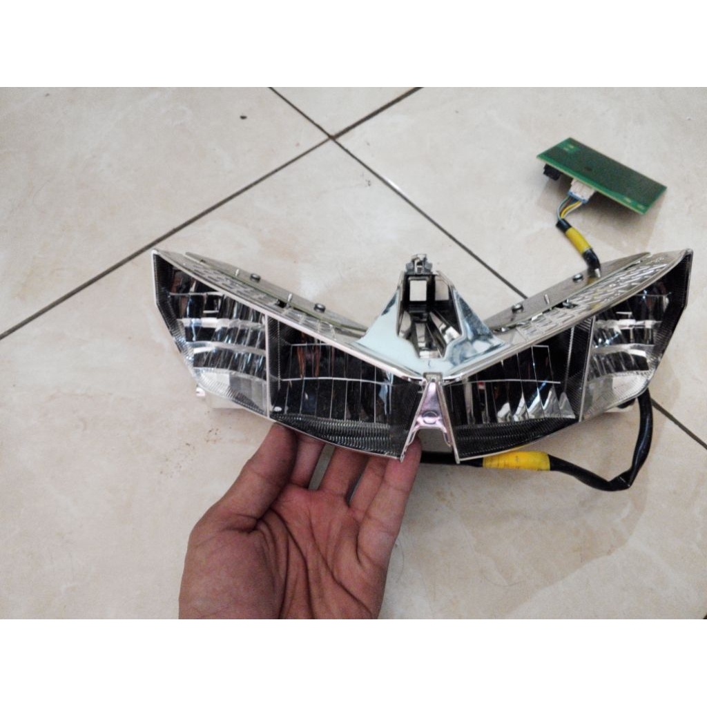 Reflektor dalam Original Vario 125/150 New